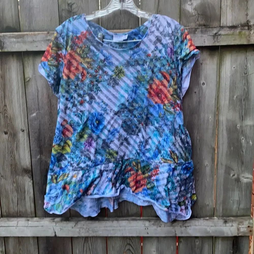 Time and Tru floral top sz. XL